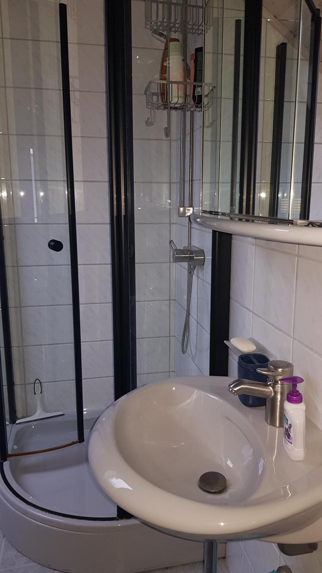 Habitación en casa particular Zu Besuch Bei Maria - Einzimmerwonung Mit Kitchenette Und Badezimmer Neuburg an Der Donau